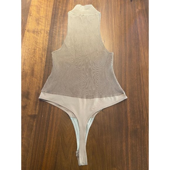 Michael Costello x REVOLVE Annalie Knit Bodysuit in Army Medium New AS-IS womens - Picture 9 of 12